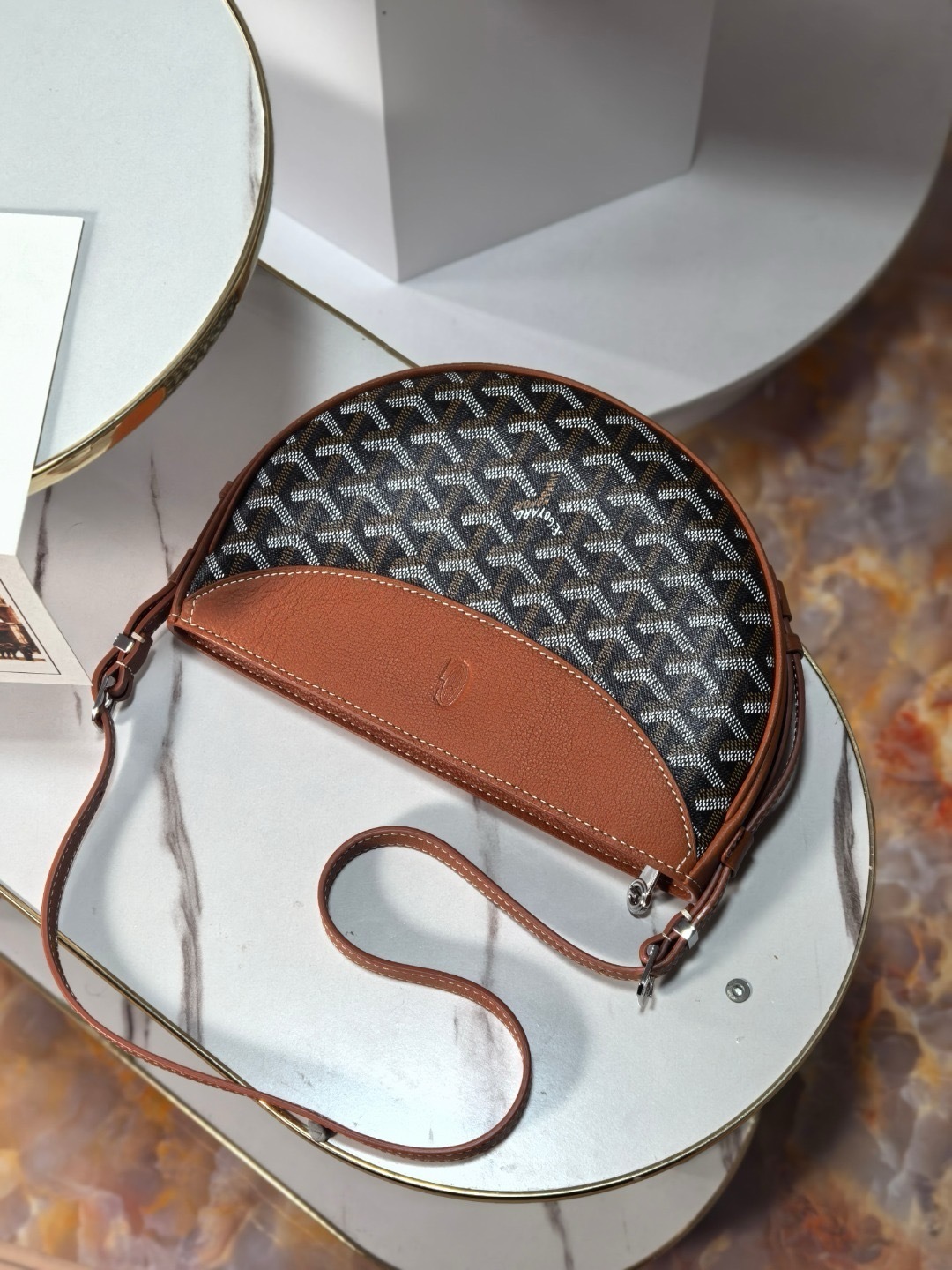 Goyard Hirondelle Tan Goyardine Canvas Bag - Image 7