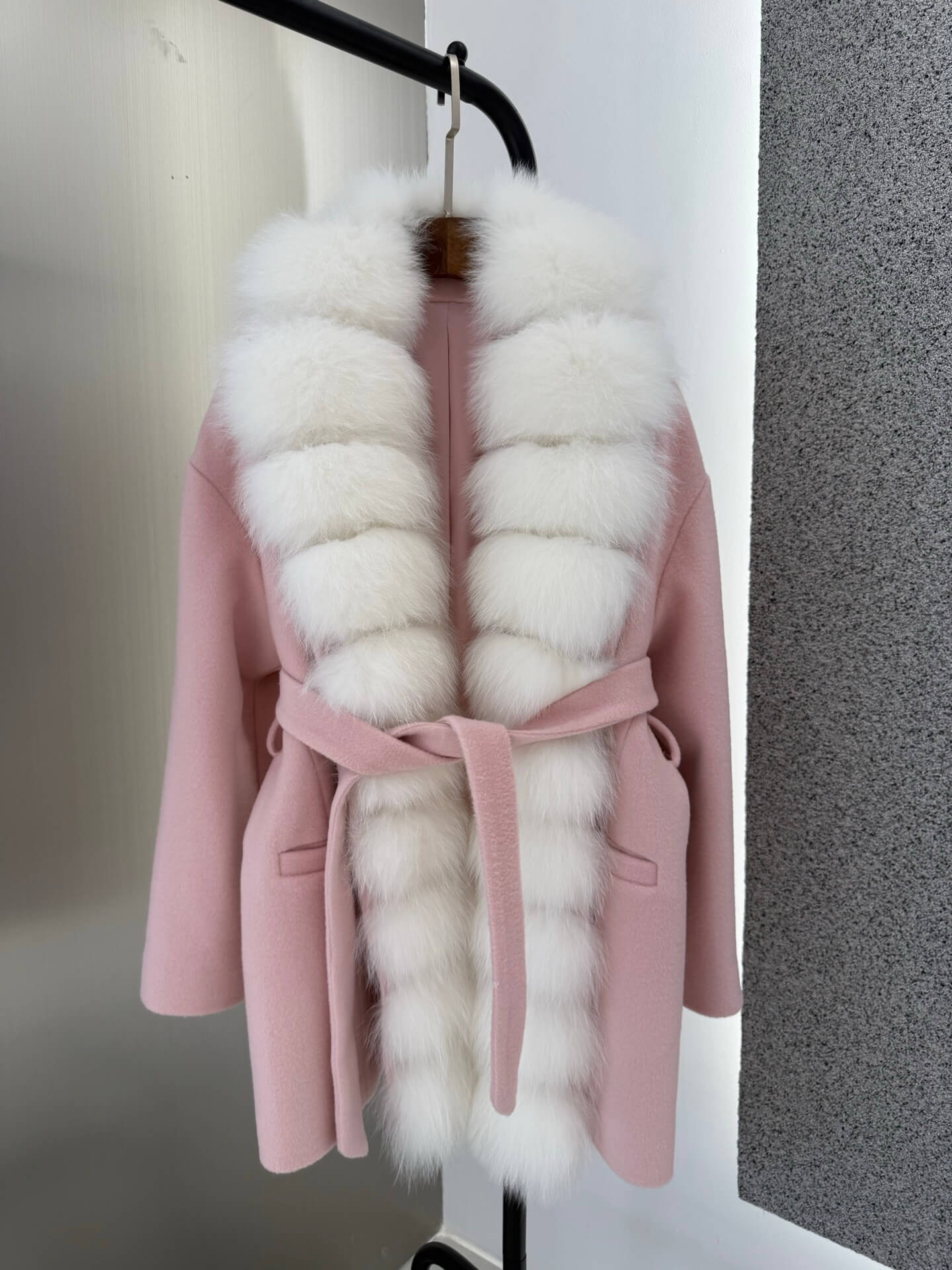 LP cashmere luxurious faux fur-trimmed wool coat- Pink - Image 2