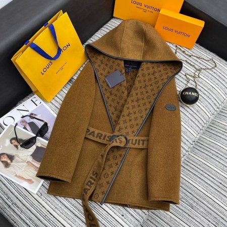 Louis Vuitton Hooded Short Wrap Coat – Brown Wool & Cashmere