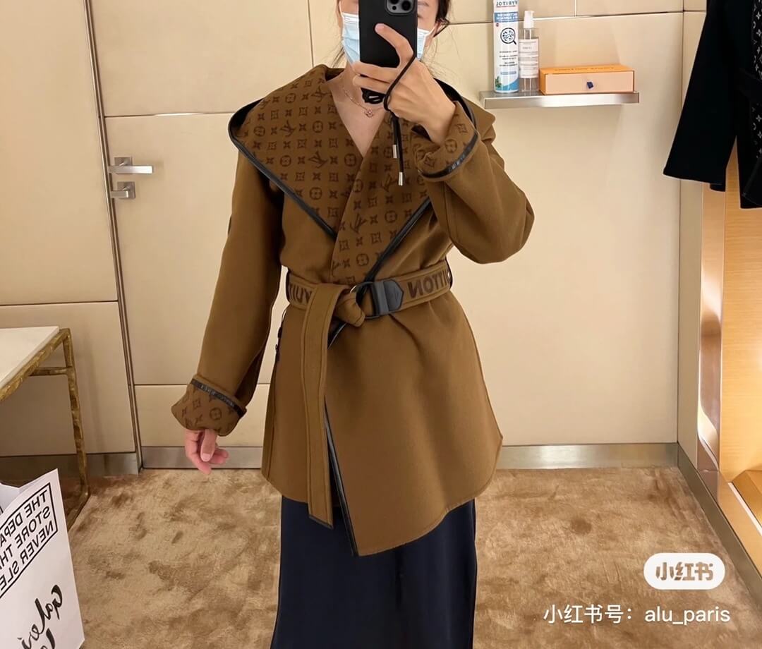 Louis Vuitton Hooded Short Wrap Coat – Brown Wool & Cashmere - Image 11