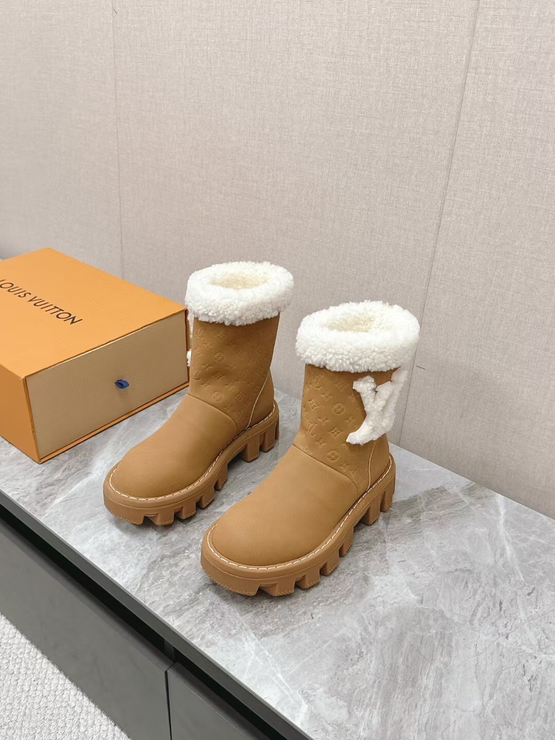 Louis Vuitton Camel Brown Laureate Platform Shearling Boots - Image 4