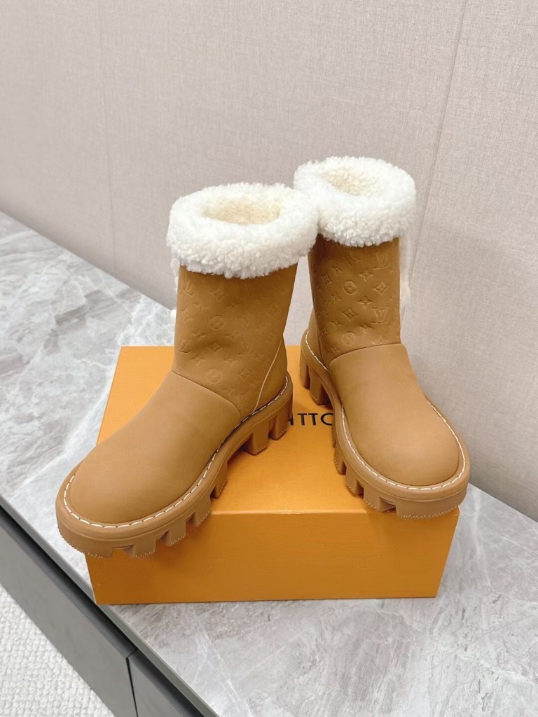 Louis Vuitton  Camel Brown Laureate Platform Shearling Boots