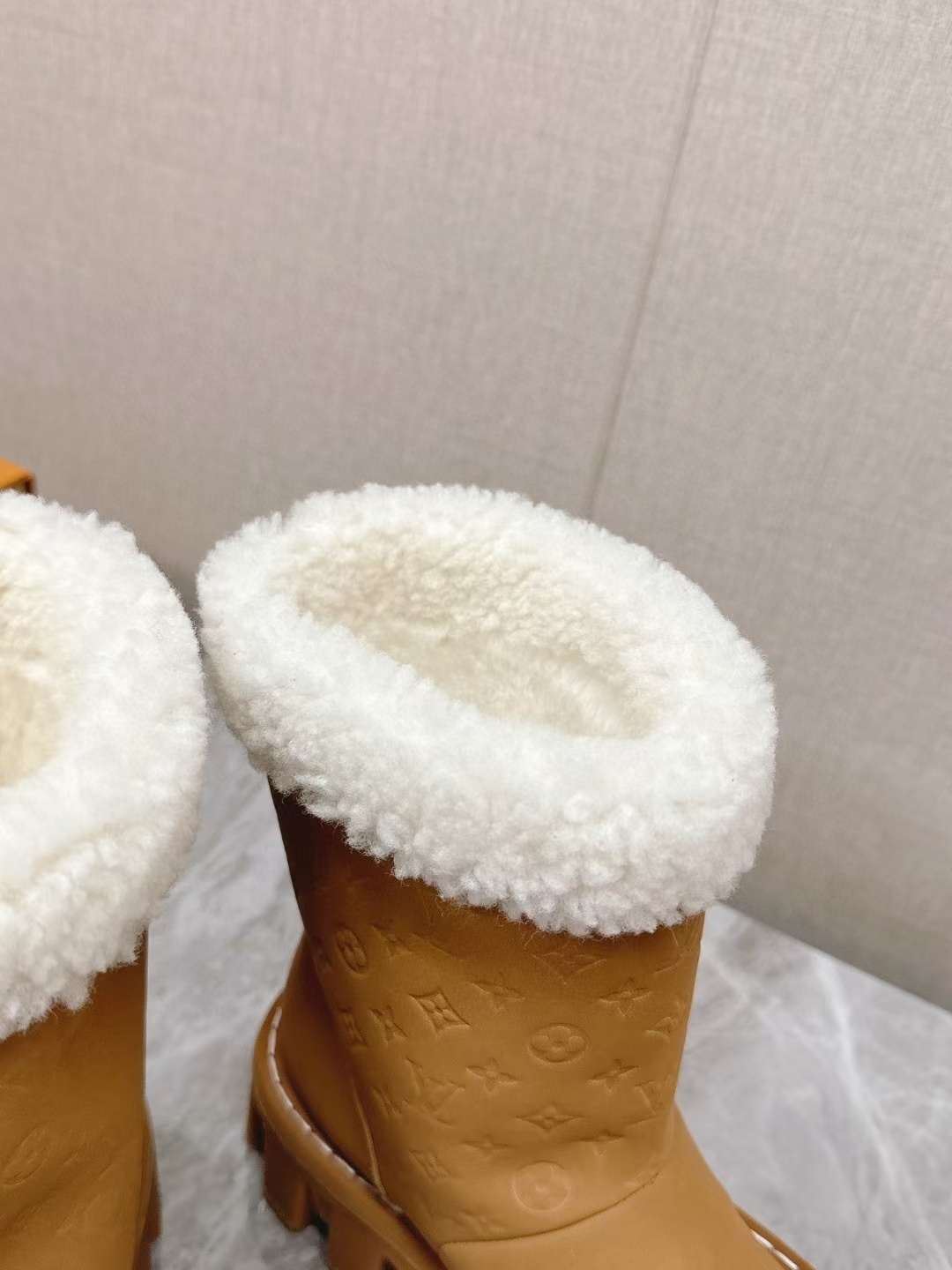 Louis Vuitton Camel Brown Laureate Platform Shearling Boots - Image 8