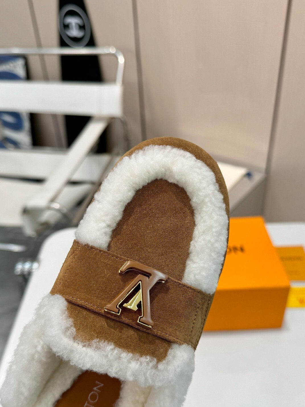 Louis Vuitton Brown Lock It Mule Shearling Suede Slippers - Image 4