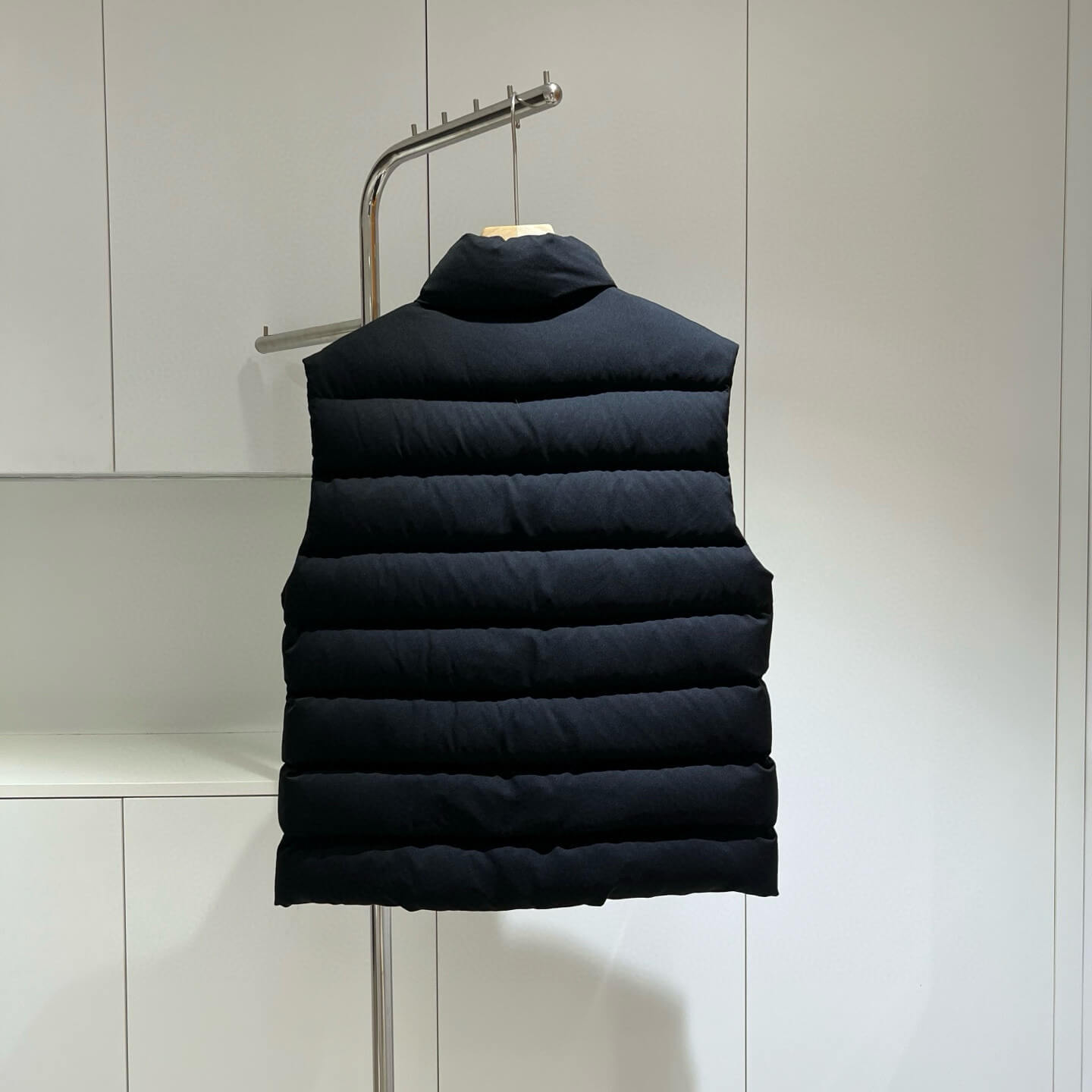Moncler Besset Down Gilet Vest- Black - Image 4