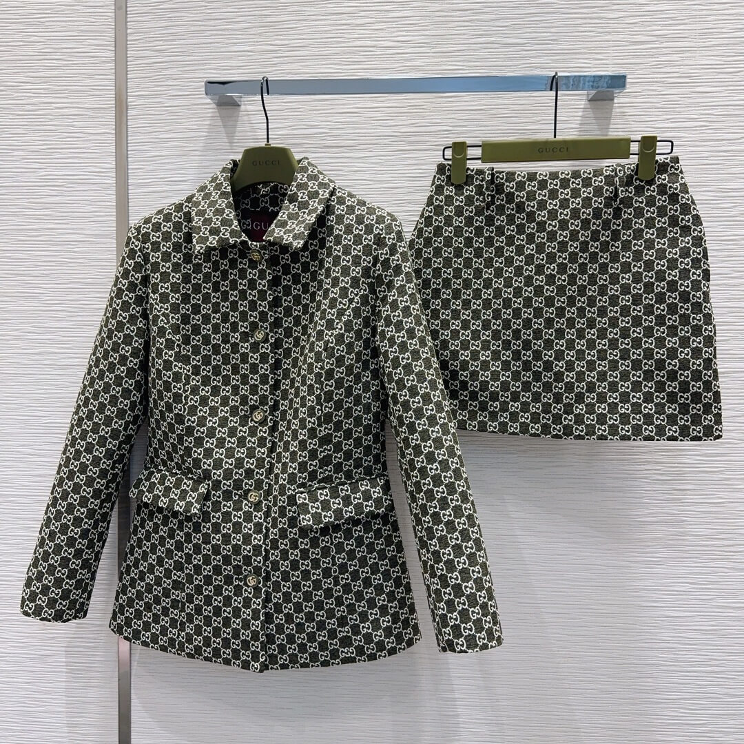 Gucci GG Cotton Bouclé Jacket and Matching Skirt – Forest Green & White