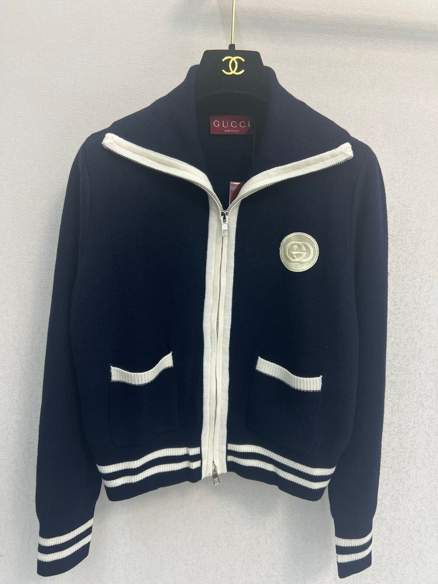 Gucci Interlocking G Double Zipper Cardigan – White / Navy - Image 10
