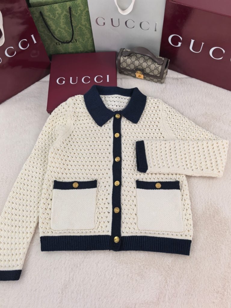 Gucci Contrast Trim Cardigan – Ivory & Navy