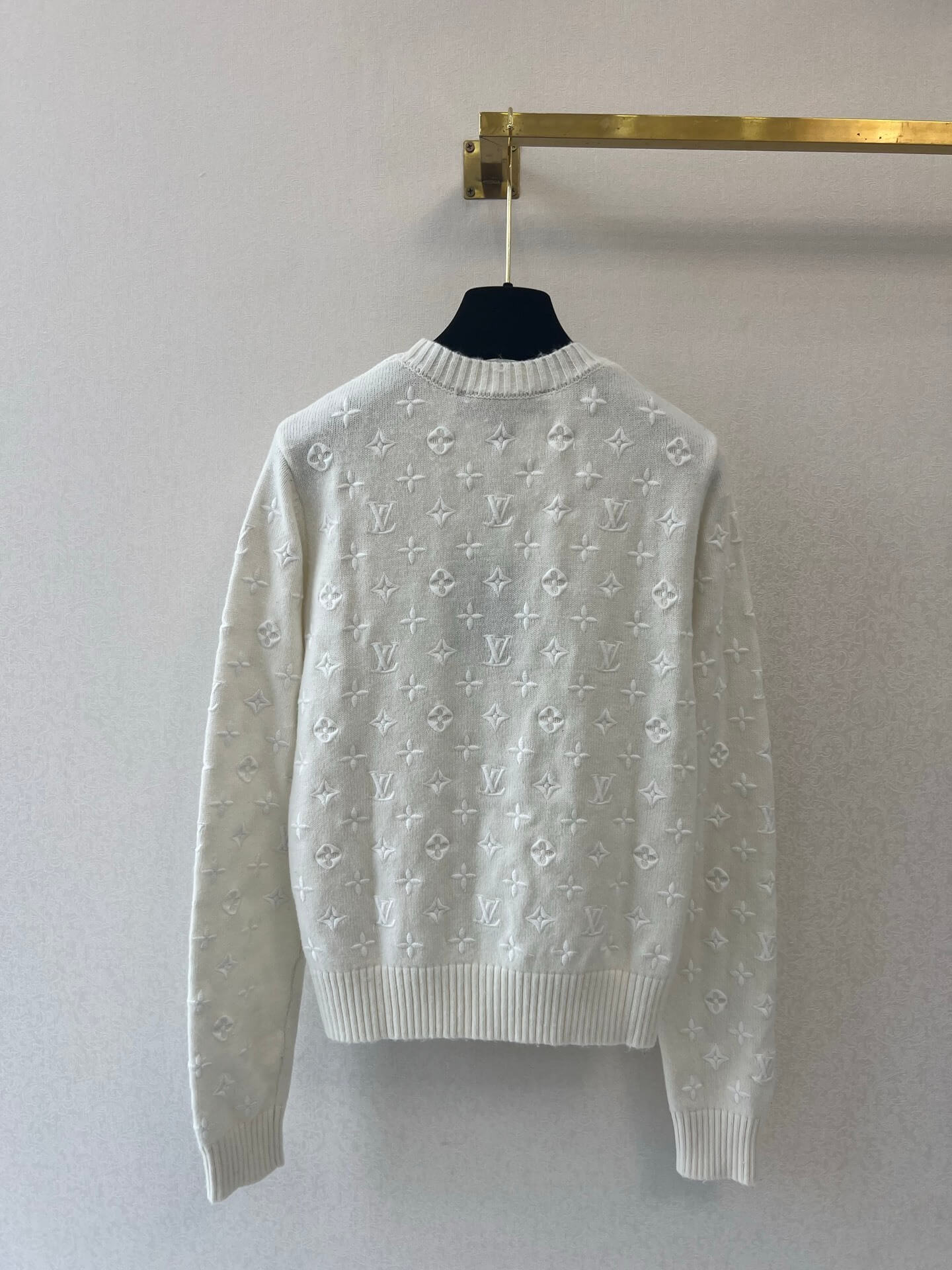 Louis Vuitton White 3D Monogram Knit Sweater - Image 7