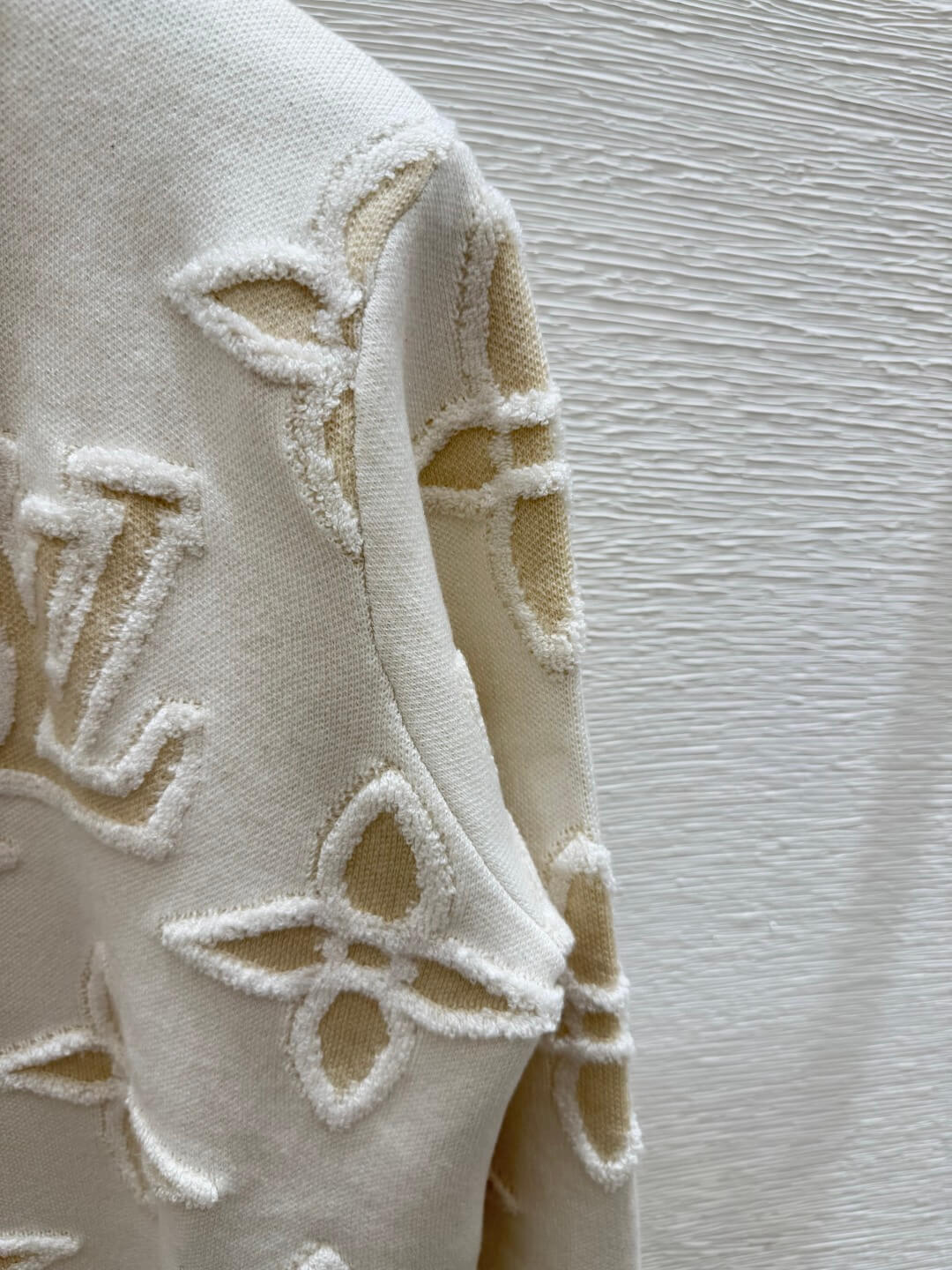 Louis Vuitton Monogram Intarsia Sweater – White, Grey, Red - Image 3