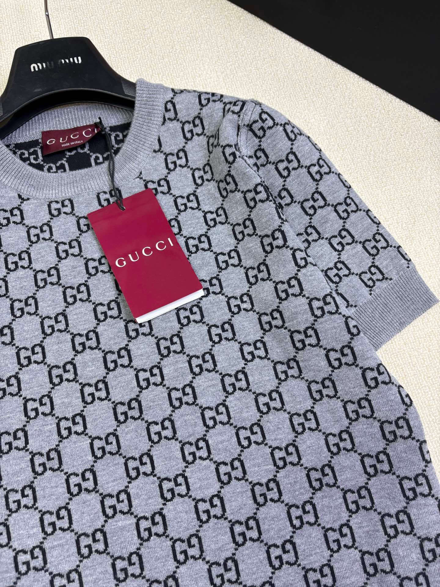 Gucci GG-Jacquard Short-Sleeve Sweater – Grey - Image 6