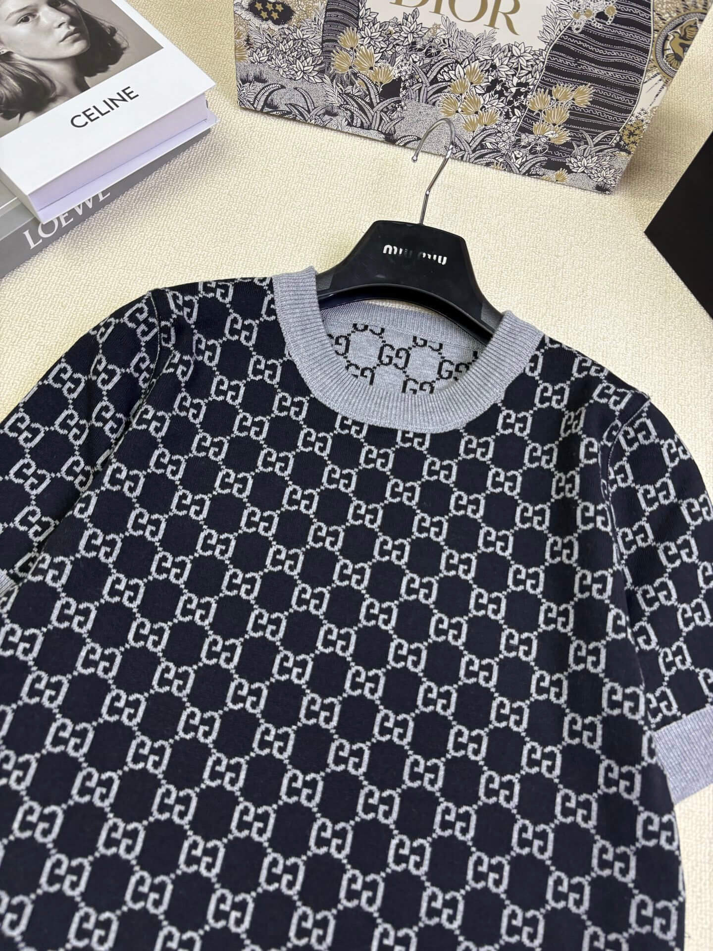 Gucci GG-Jacquard Short-Sleeve Sweater – Grey - Image 3