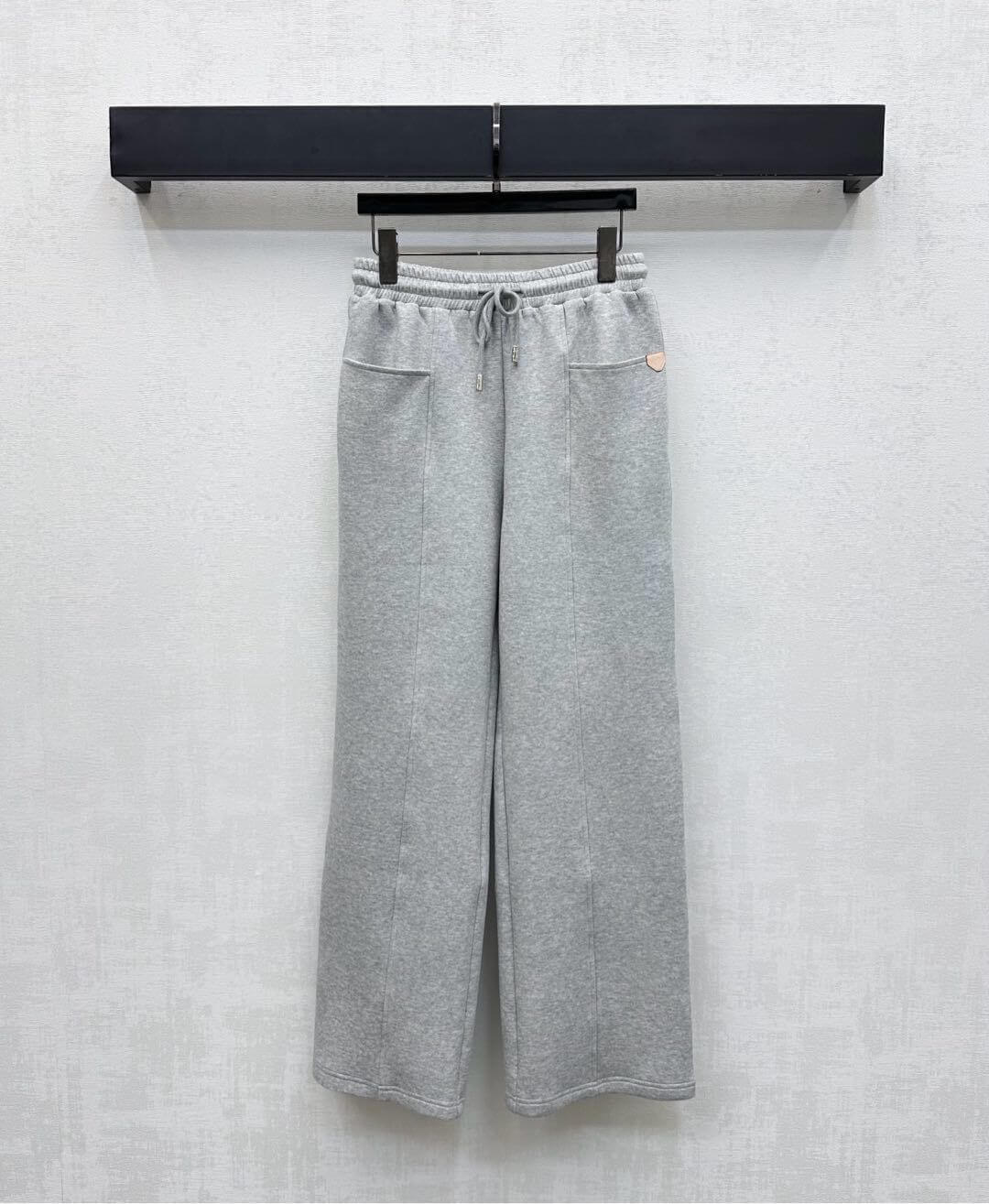 Louis Vuitton–Style Zip-Up Hoodie Tracksuit Set with Wide-Leg Pants – Gray & Black - Image 9