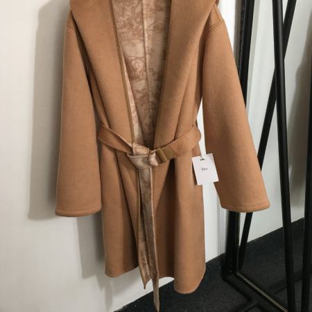 Dior Animal Crossing Pattern Reversible Long-Sleeved Hooded Woolen Coat With Belt – Camel