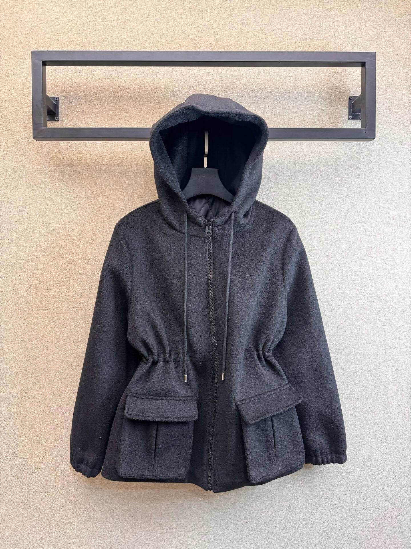 Christian Dior Winter New Hooded Waist Jacket – Black