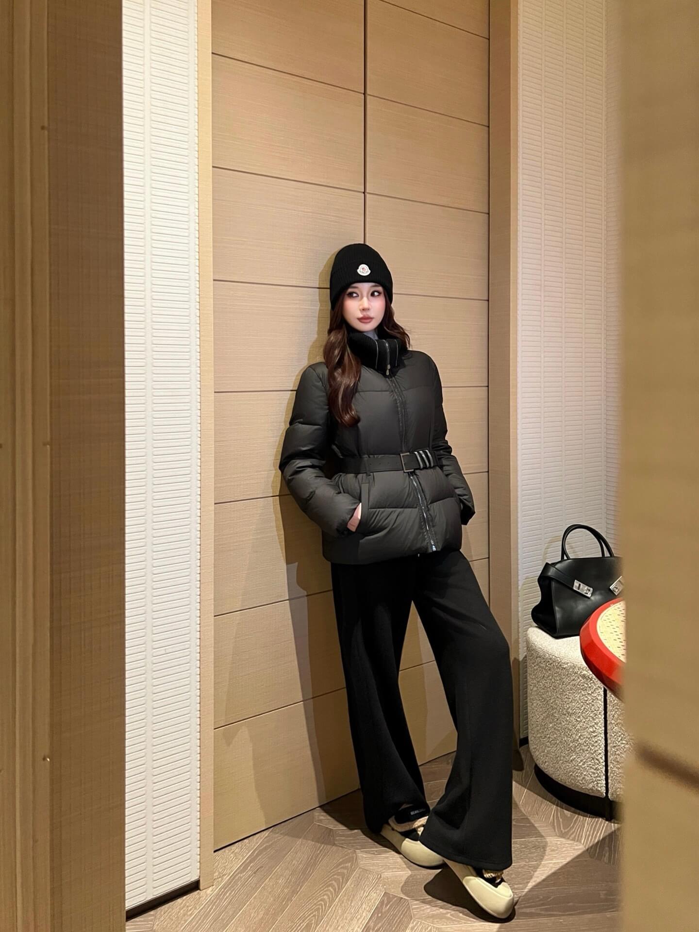 Brunello Cucinelli Women's down jacket- Black - Image 14