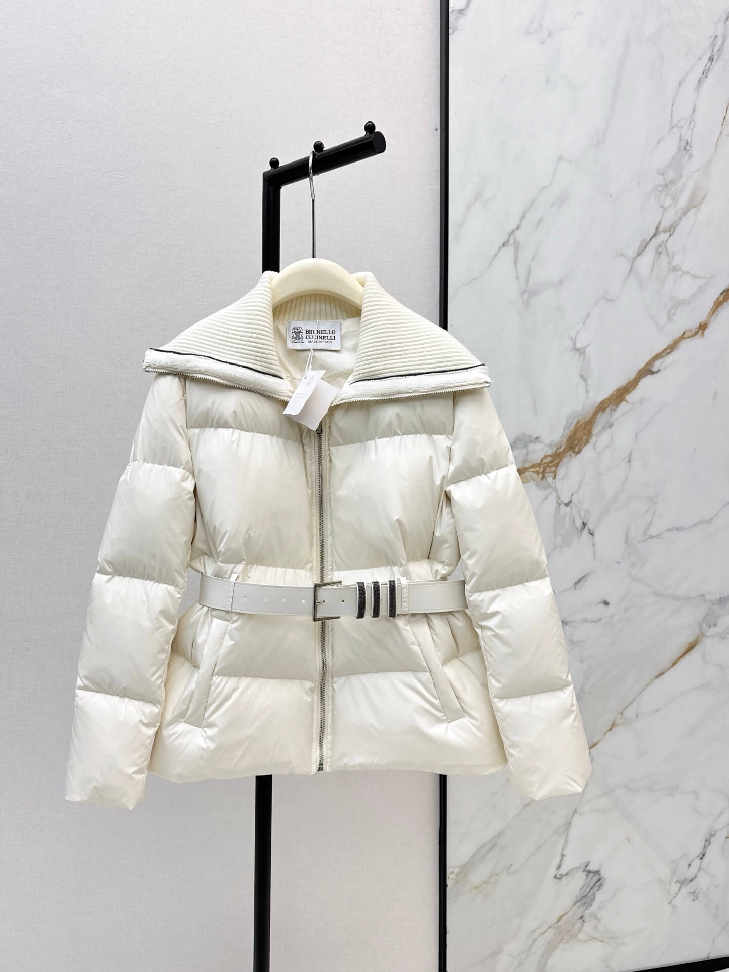 Brunello Cucinelli Women's down jacket- White