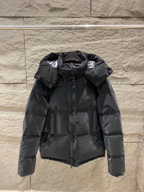 Burberry detachable-sleeve Puffer Women's down Jacket- Black