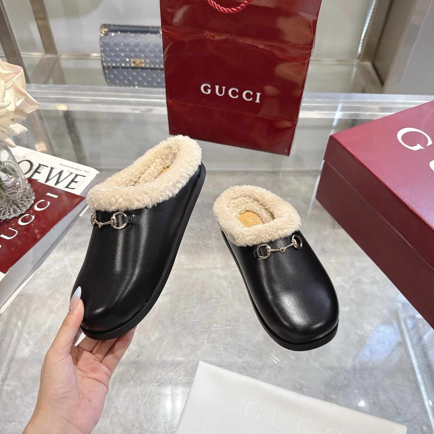 Gucci Black GG Leather Horsebit Women’s Mules - Image 7