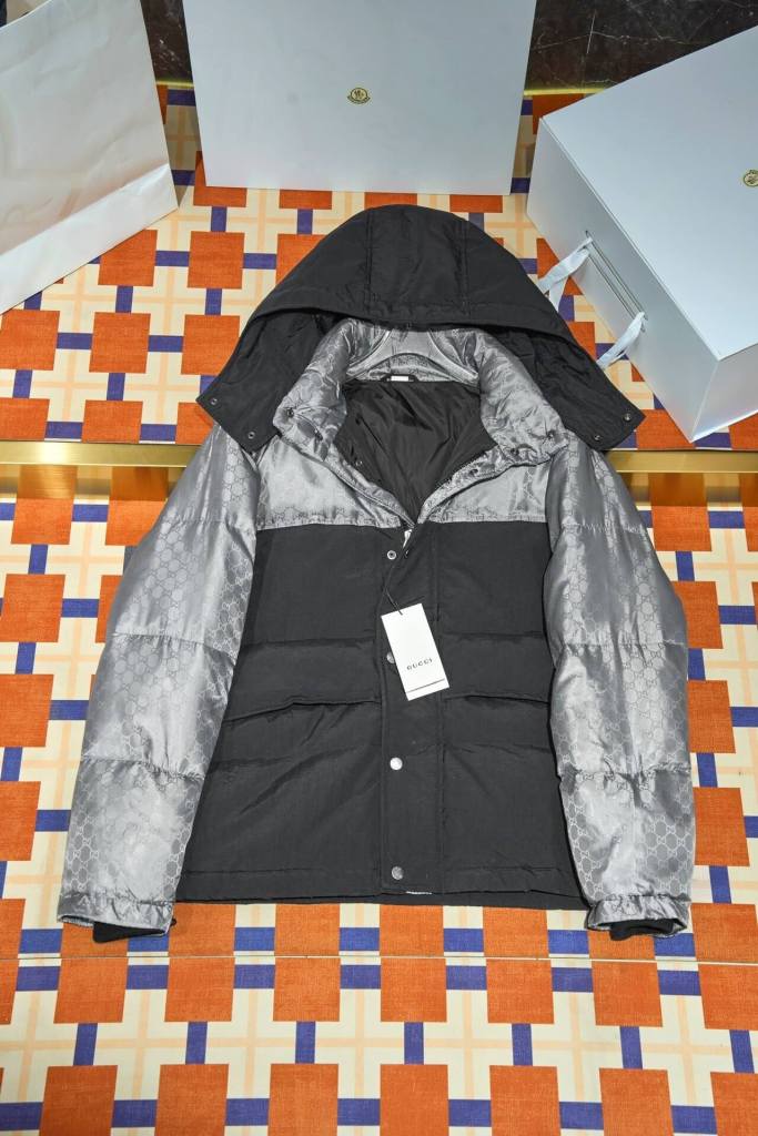 Gucci GG Puffer women's color-blocked down Jacket- Black & Gray