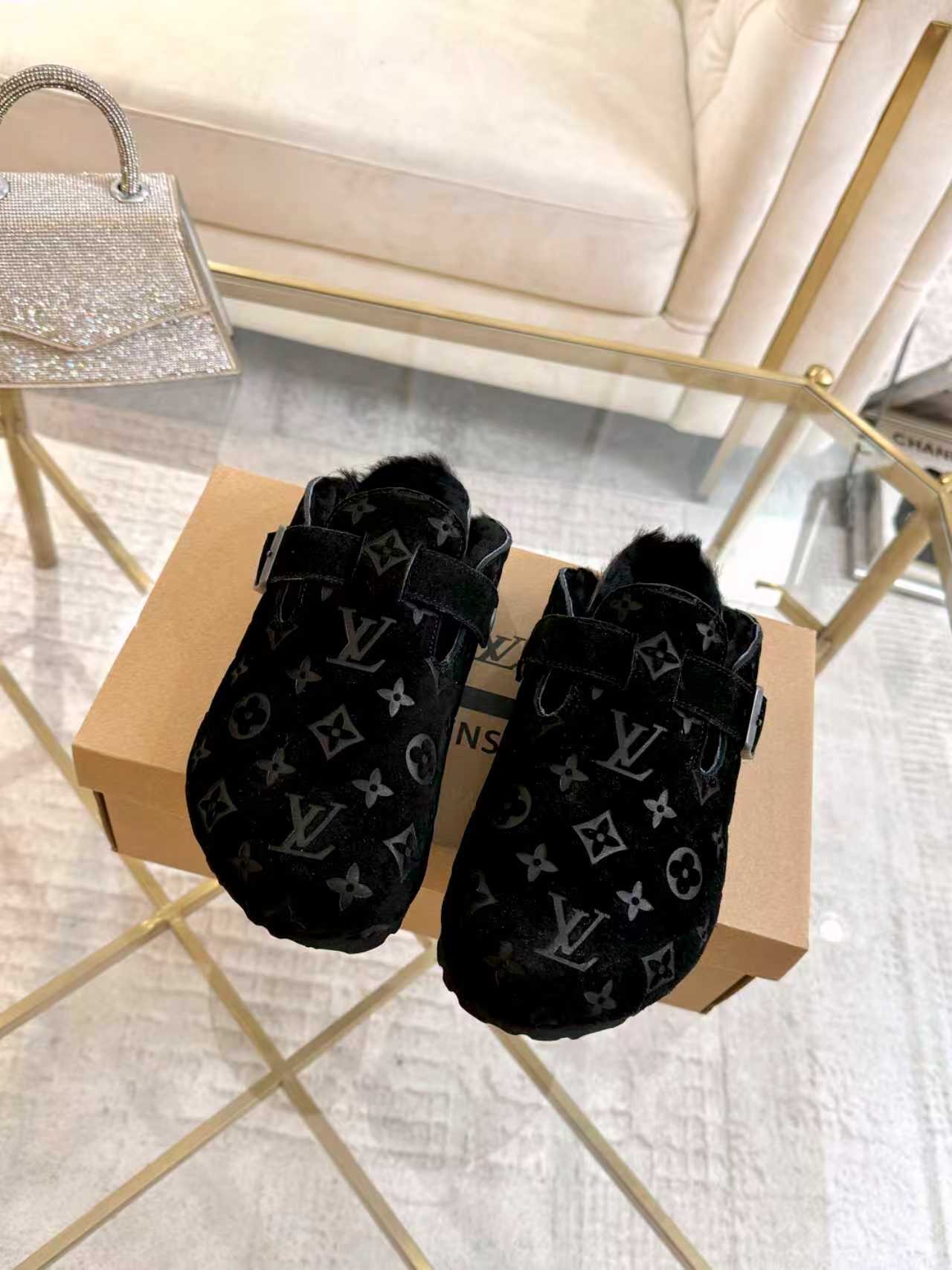 Louis Vuitton Black LV Cosy Flat Comfort Clog - Image 4