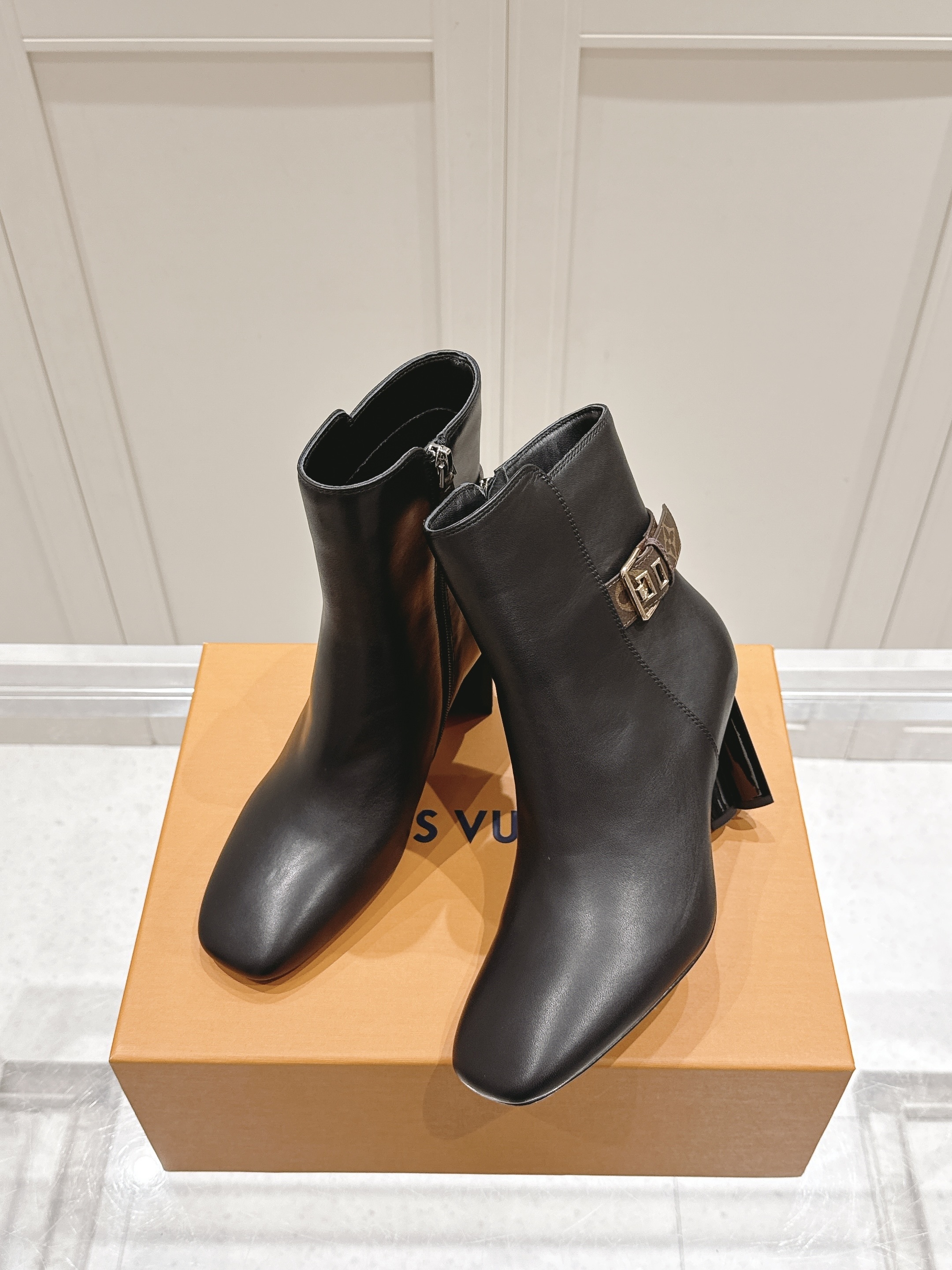 Louis Vuitton Black Leather Monogram Buckle Ankle Heels - Image 5