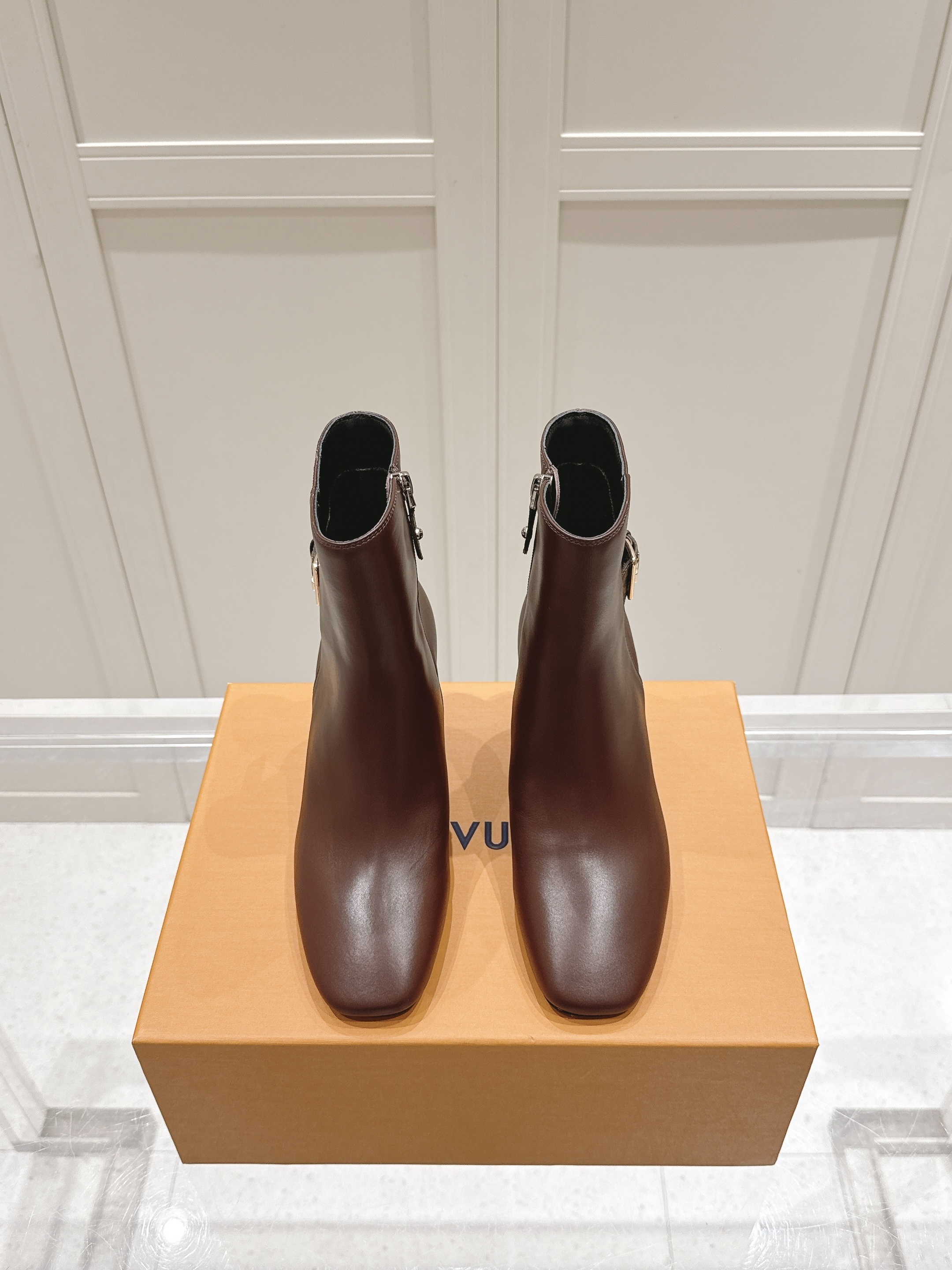 Louis Vuitton Brown Leather Monogram Buckle Ankle Heels - Image 8