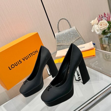 Louis Vuitton Black Grained Leather Cherie Platform Pumps