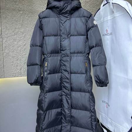 Moncler Cavettaz Hooded Long Down Jacket- Black