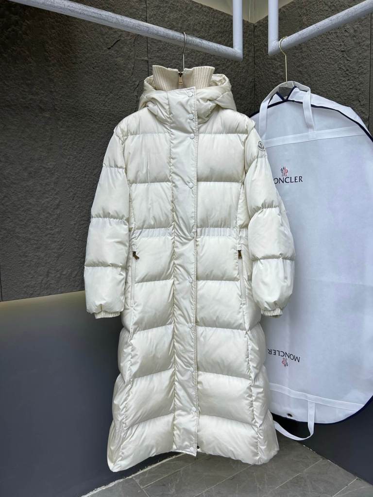 Moncler Cavettaz Hooded Long Down Jacket- White