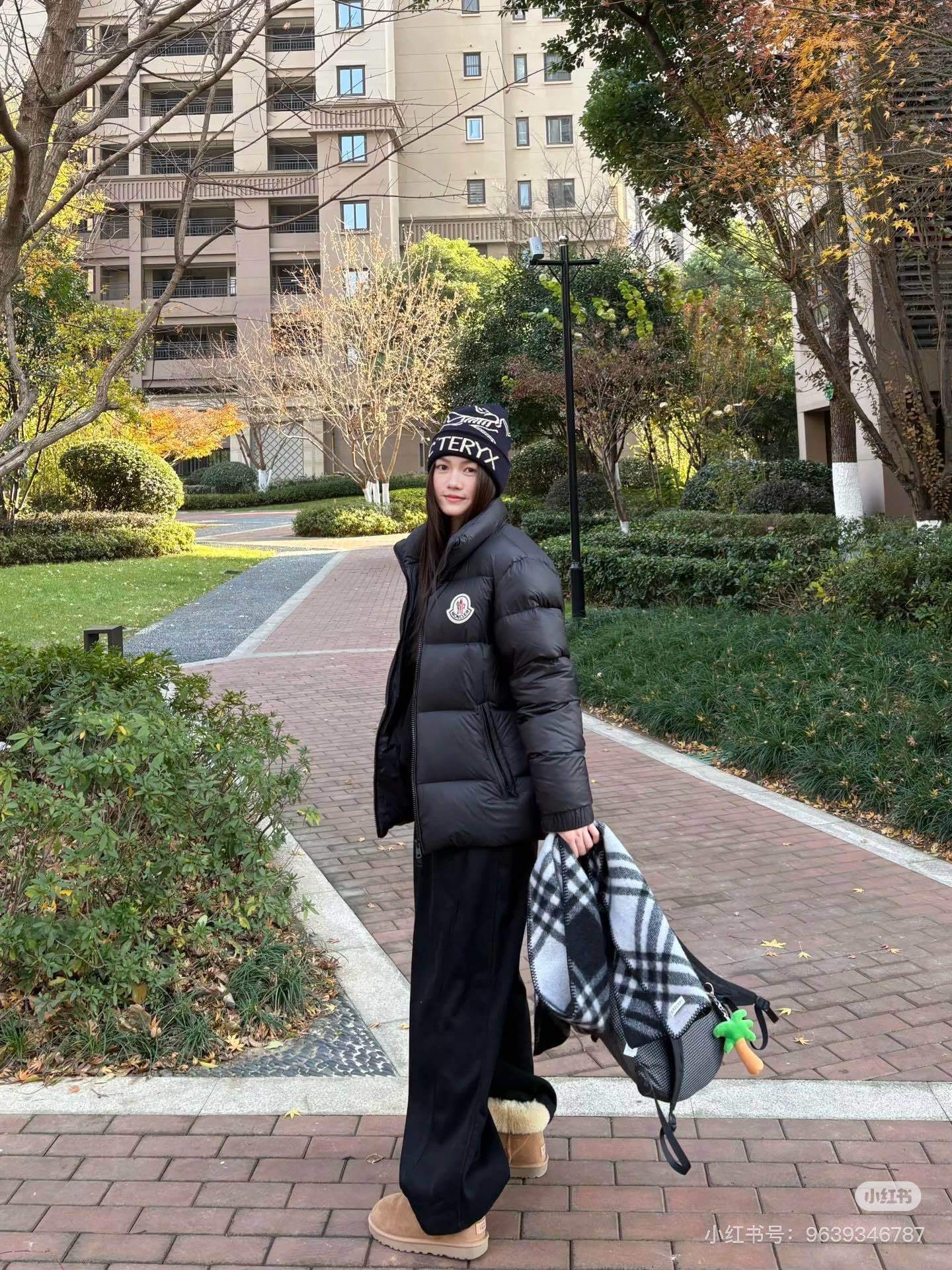 Moncler Citala Short Down Jacket- Black - Image 8