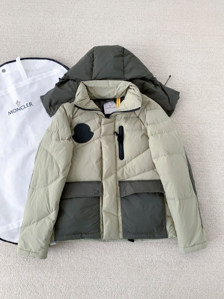Moncler Genius Collaboration heavy-duty Womens Down Jacket- Green