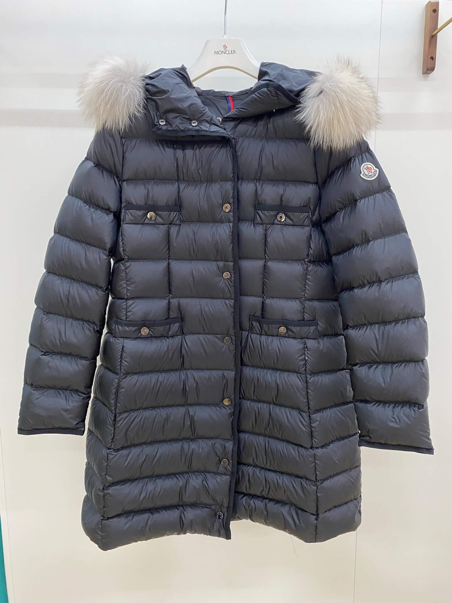 Moncler Hirmafur long women's down jacket- Black