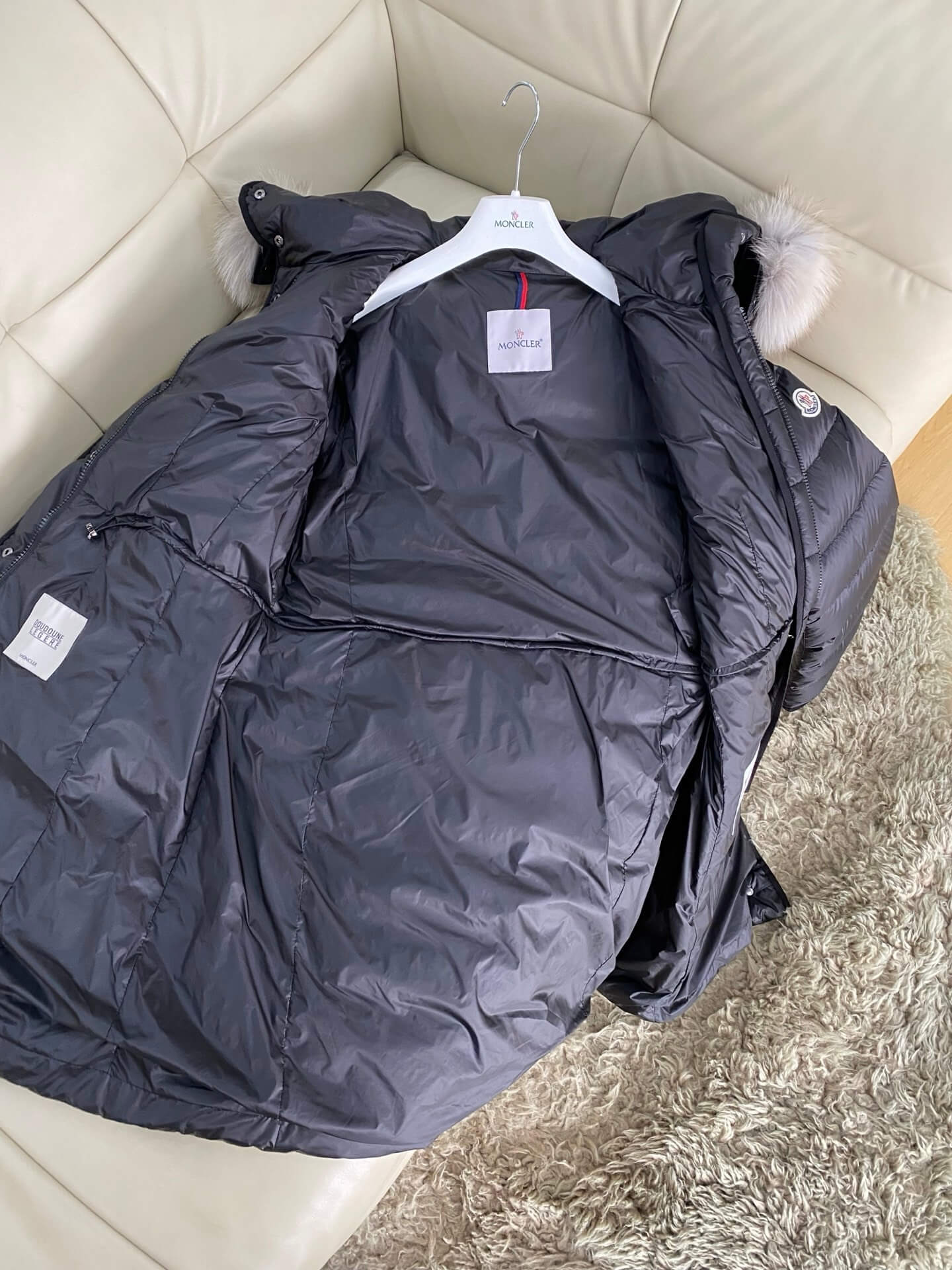 Moncler Hirmafur long women's down jacket- Black - Image 10