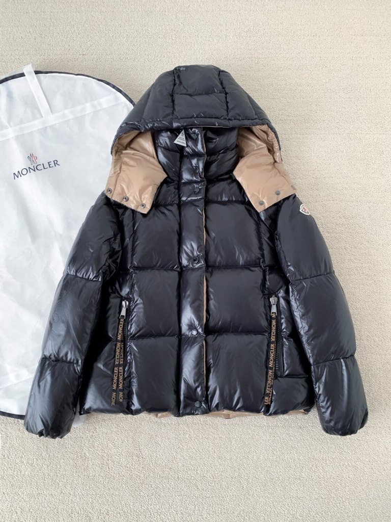 Moncler Parana Quilted Puffer Down Jacket (Black)
