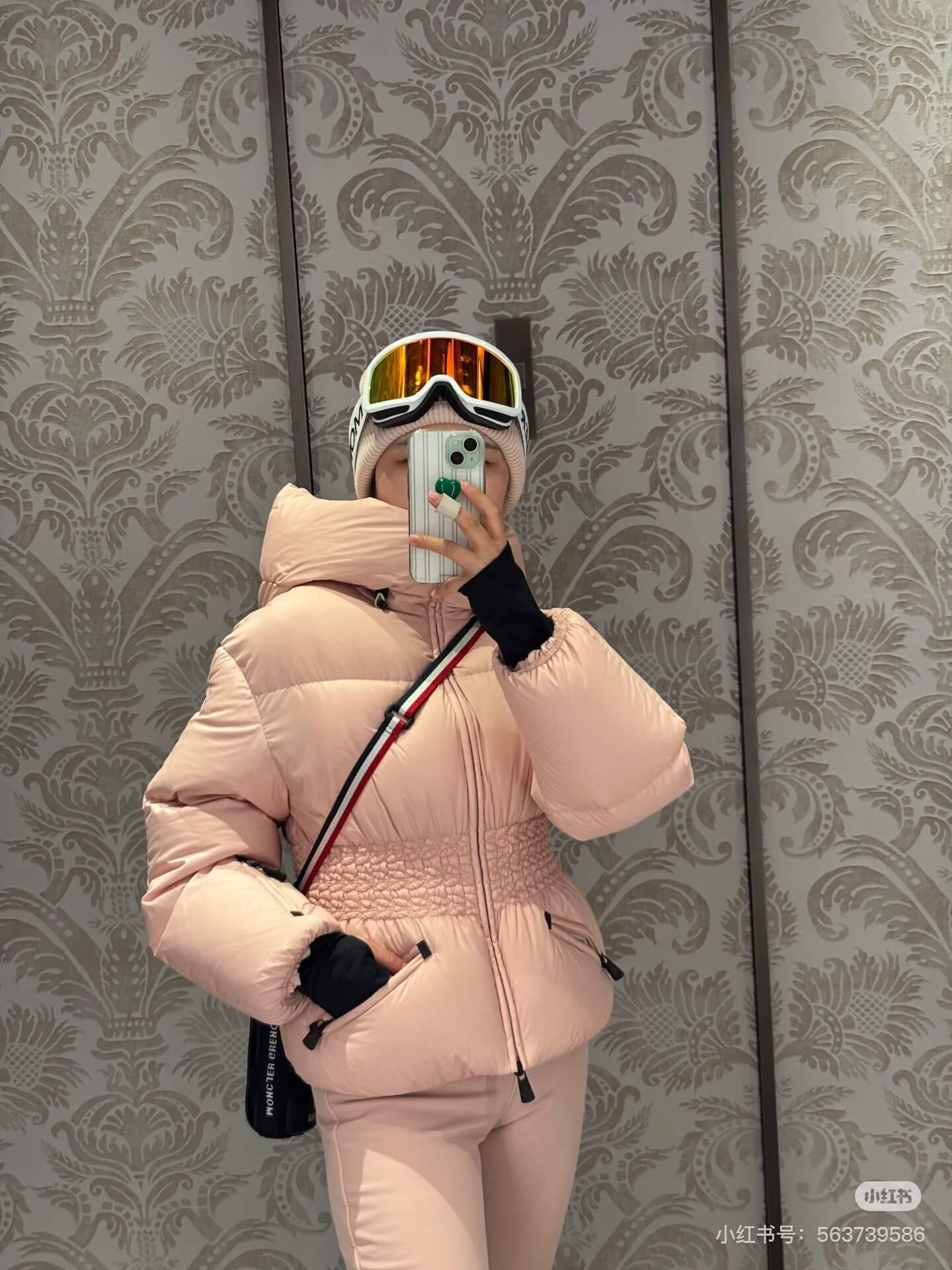 Moncler Wollemi Hooded Women's Down Jacket- Pink - Image 16