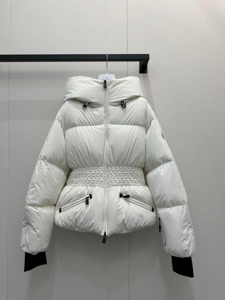 Moncler Wollemi Hooded Women's Down Jacket- White