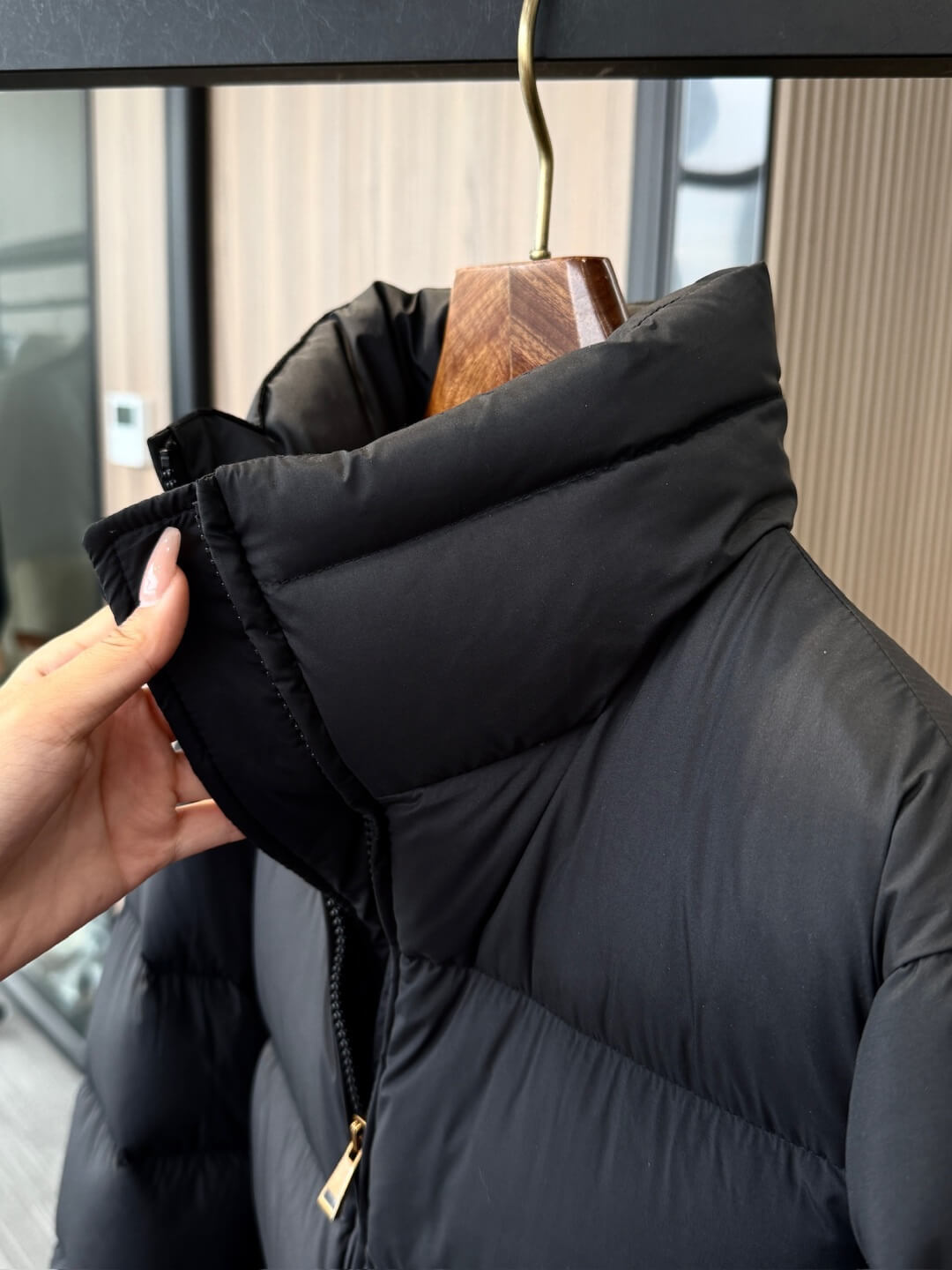 Moncler puffer with stand-up collar women's down jacket- Black - Image 5