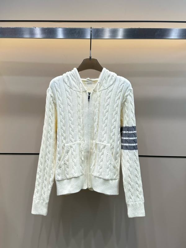 Thom Browne–Style 4-Bar Cable-Knit Zip-Up Cardigan – Cream