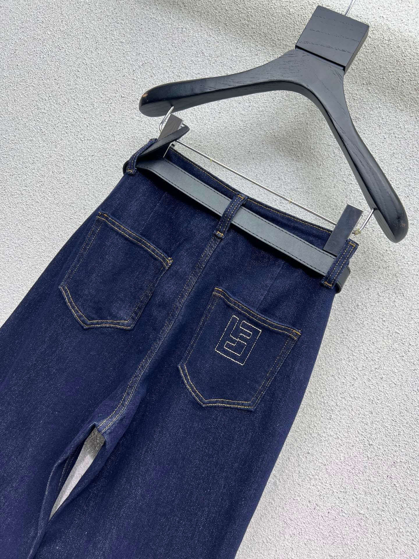 Fendi Dark Wash Flip Wide-Leg Straight Denim Pants - Image 3