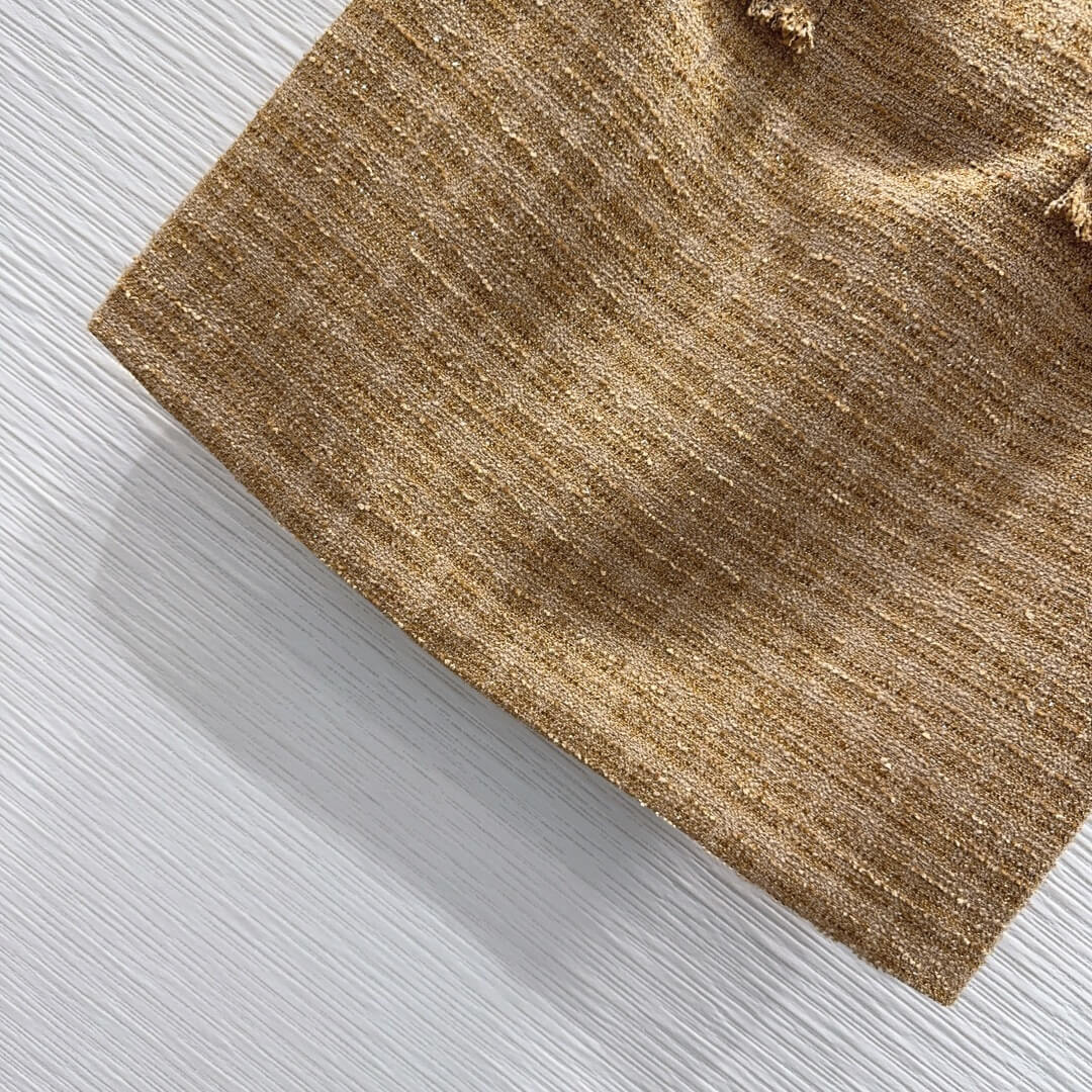 Chanel Beige Tweed Jacket and Skirt Set - Image 3
