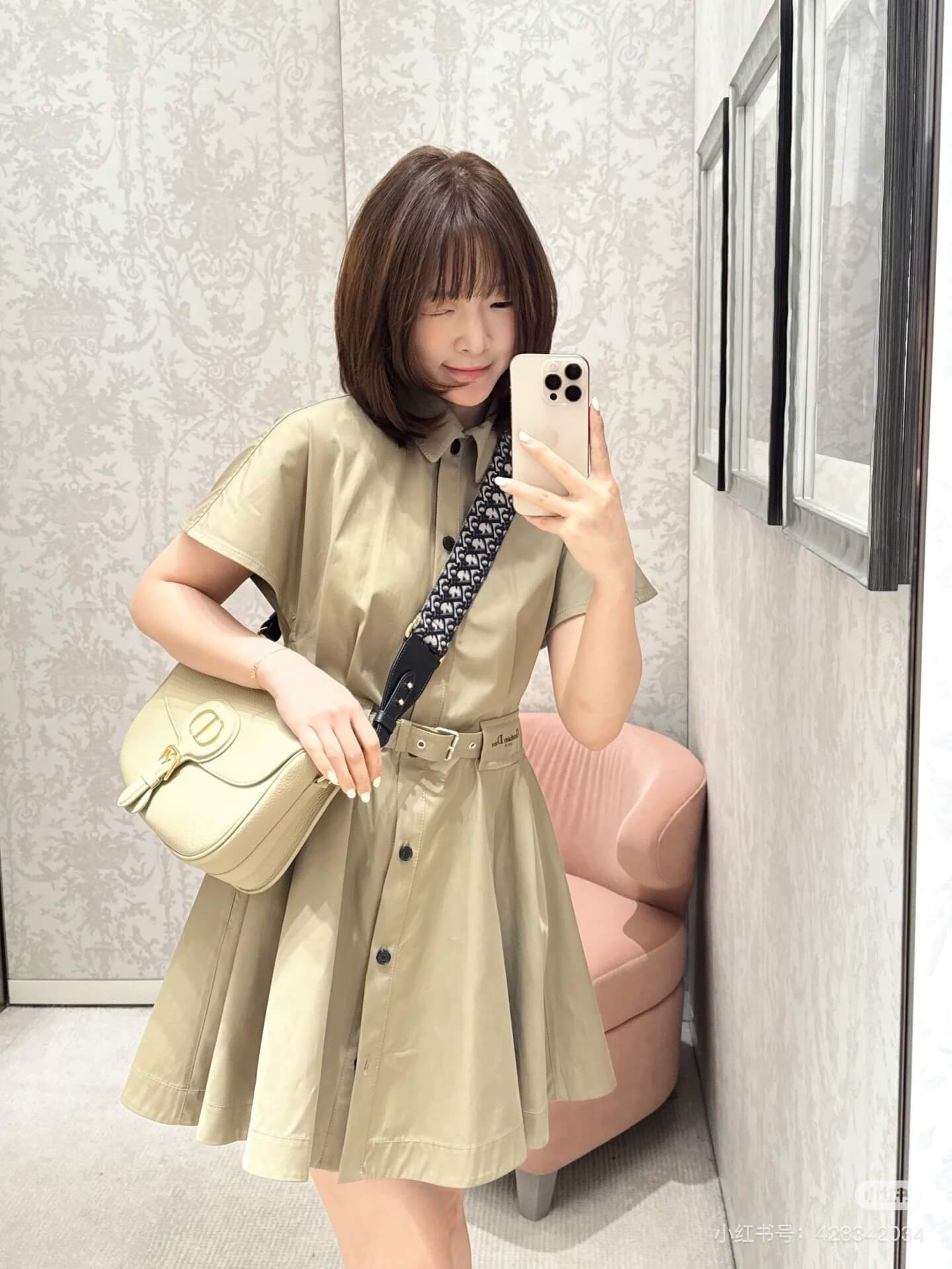 Christian Dior Short-Sleeved Trench Dress – Beige - Image 8