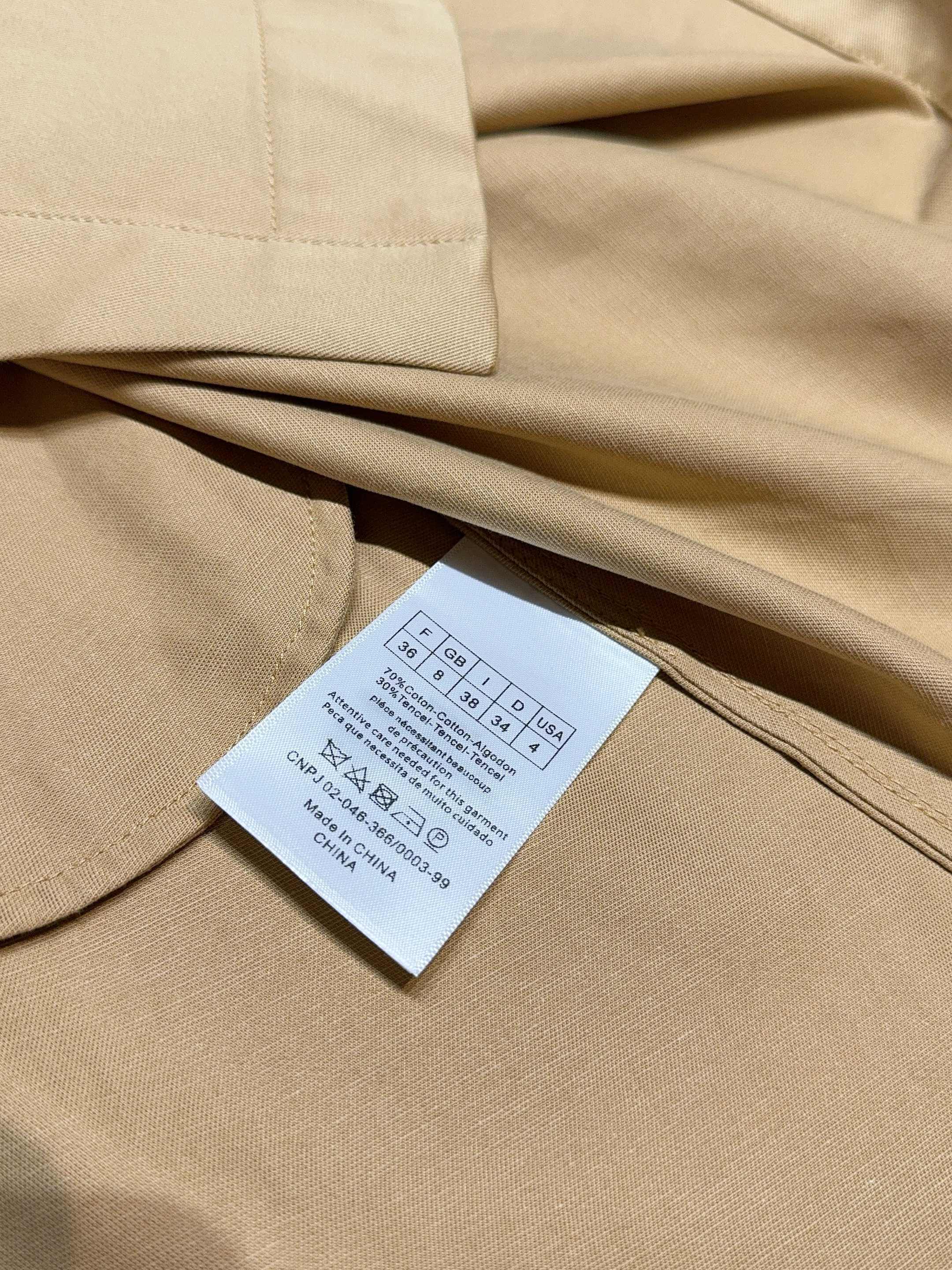 Christian Dior Short-Sleeved Trench Dress – Beige - Image 5