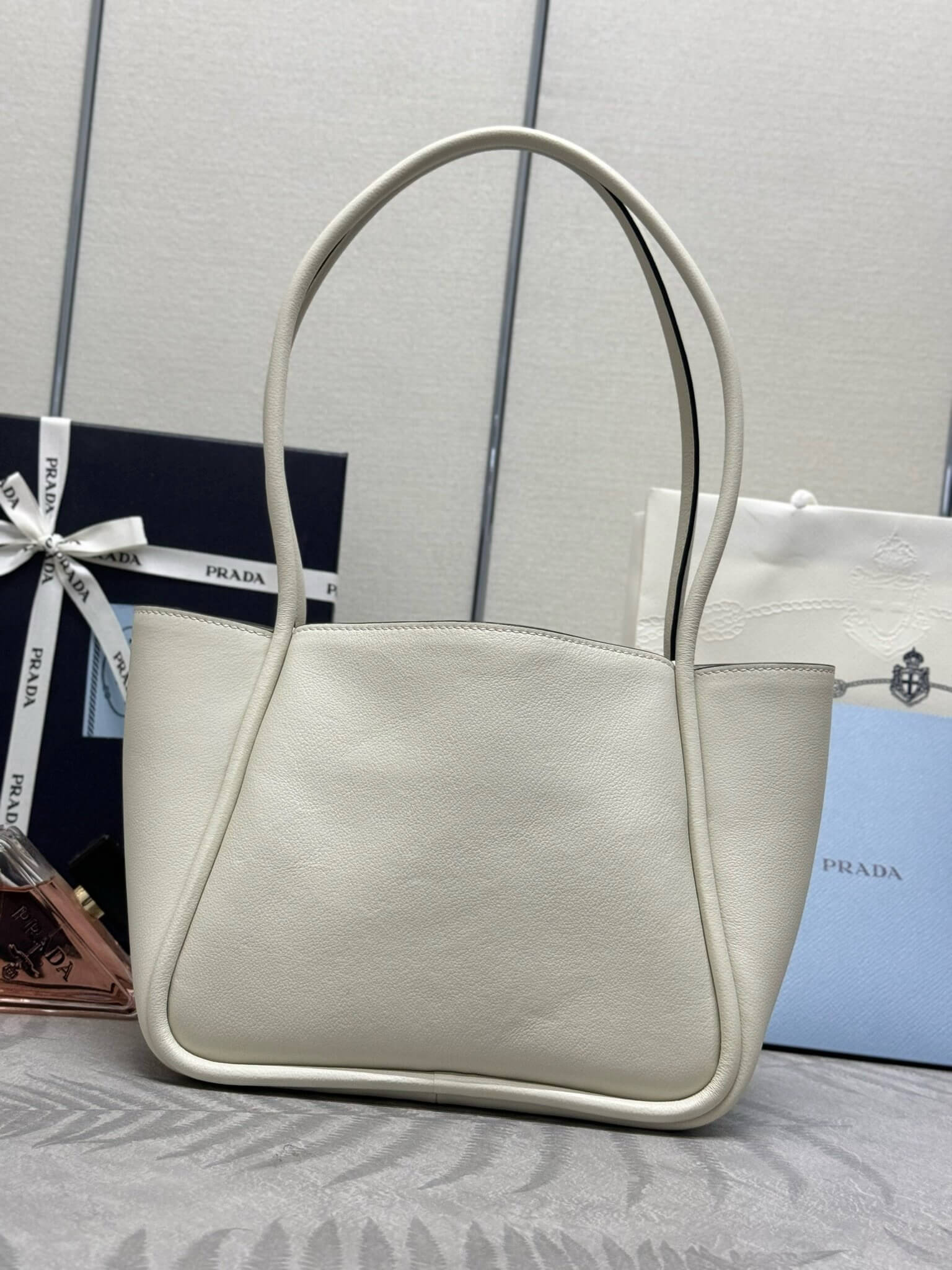 Prada Medium Calfskin Darling Shoulder Bag – White - Image 3