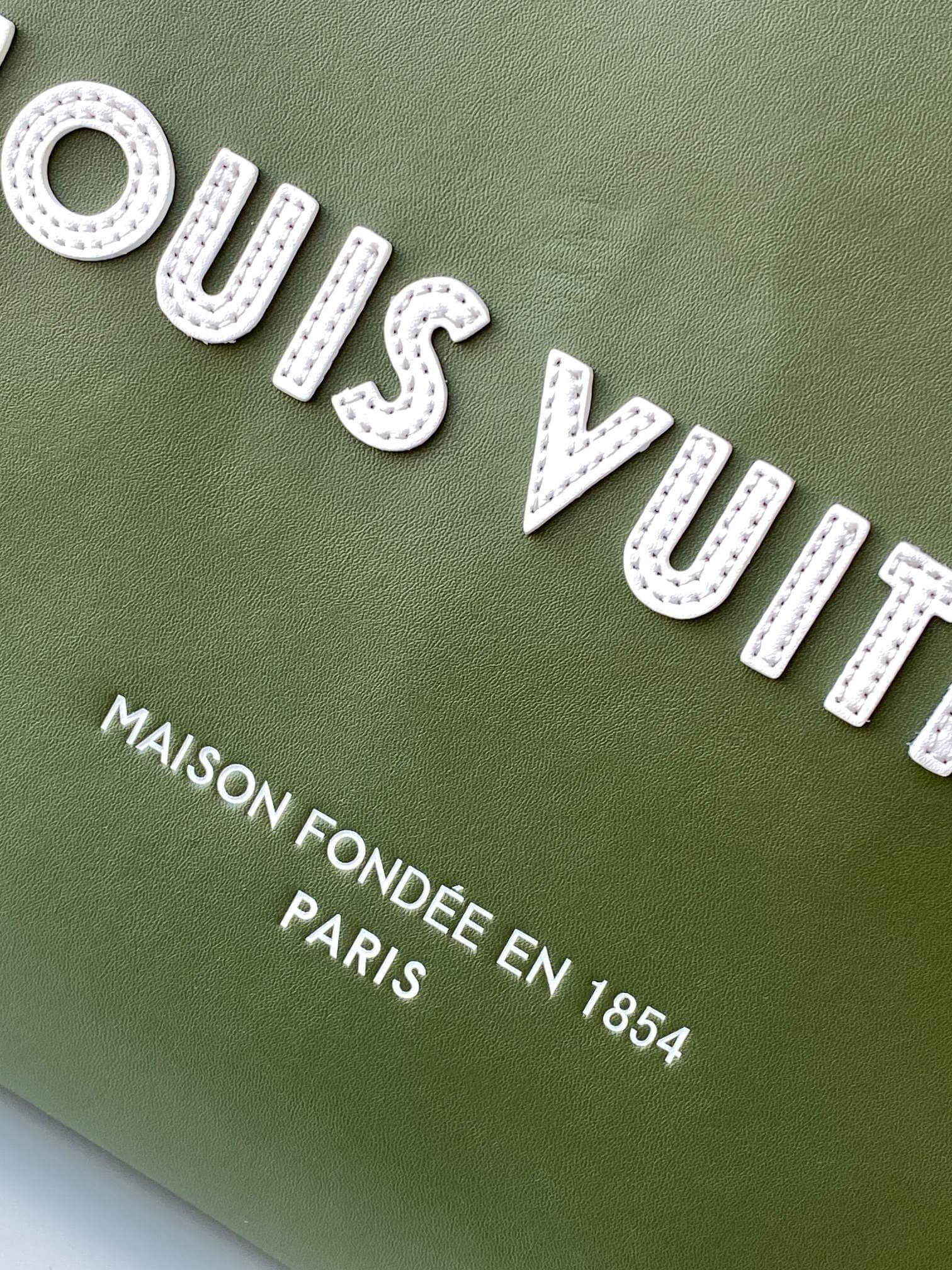 Louis Vuitton Shopper Tote MM in Khaki Cowhide Leather - Image 6