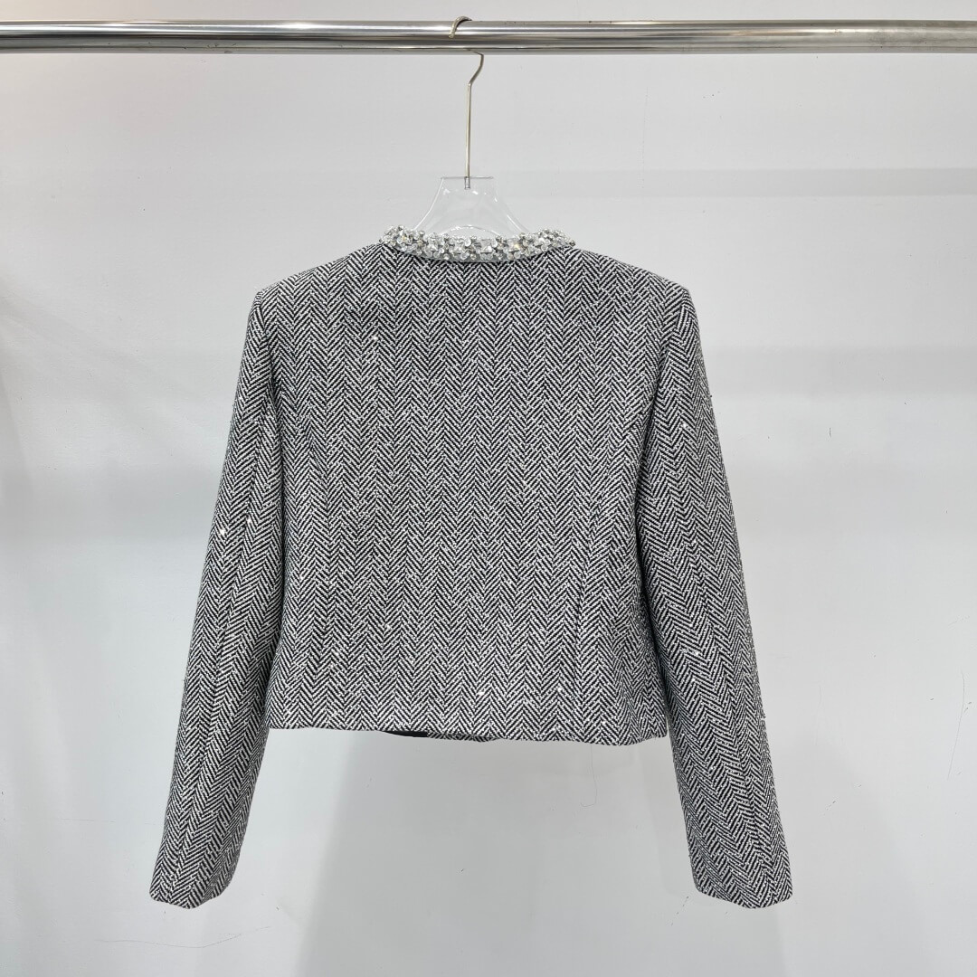 Chanel Black & White Tweed Jacket and Skirt Set - Image 6