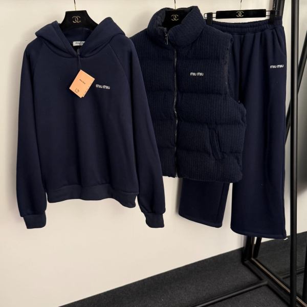 Miu Miu Logo-Embroidered Casual Three-Piece Set (Suede Yoke Padded Jacket)