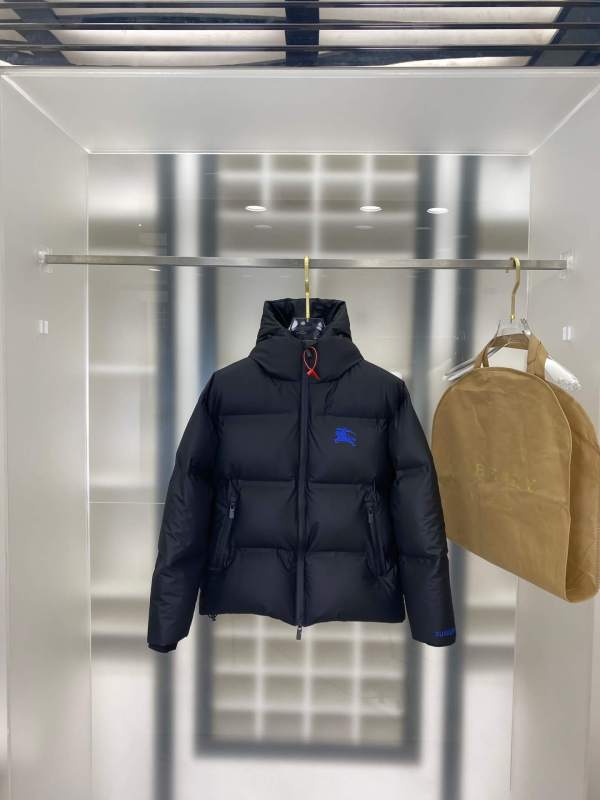 Burberry Puffer Hooded Women’s Down Jacket – Black