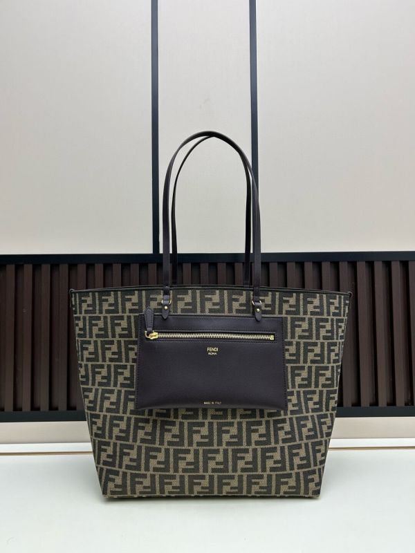 Fendi Reversible Roll Large Shopper Bag – FF Canvas & Leather