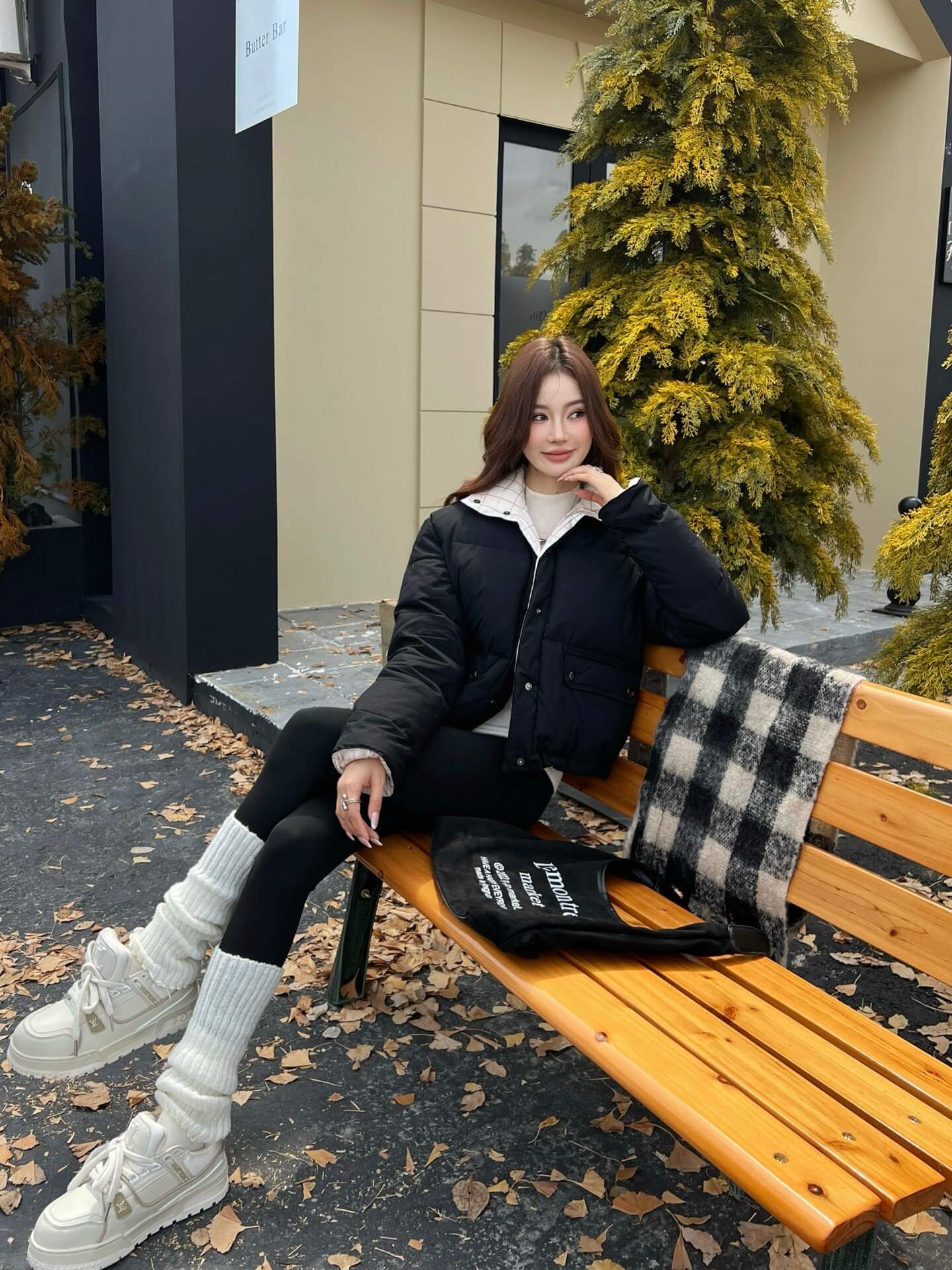 Loro Piana Cropped Puffer Women’s Down Jacket – Black - Image 12